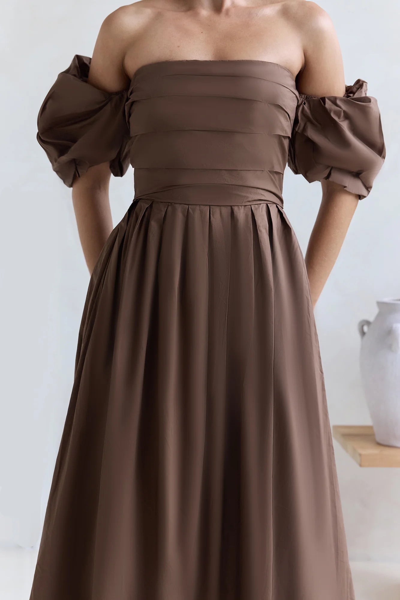 Bella Off-Shoulder Maxi Dress Chocolate